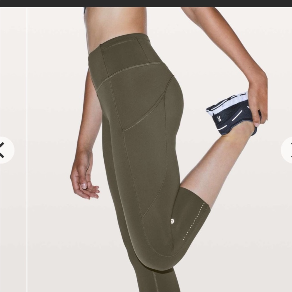 NWT Lululemon Fast & Free crop